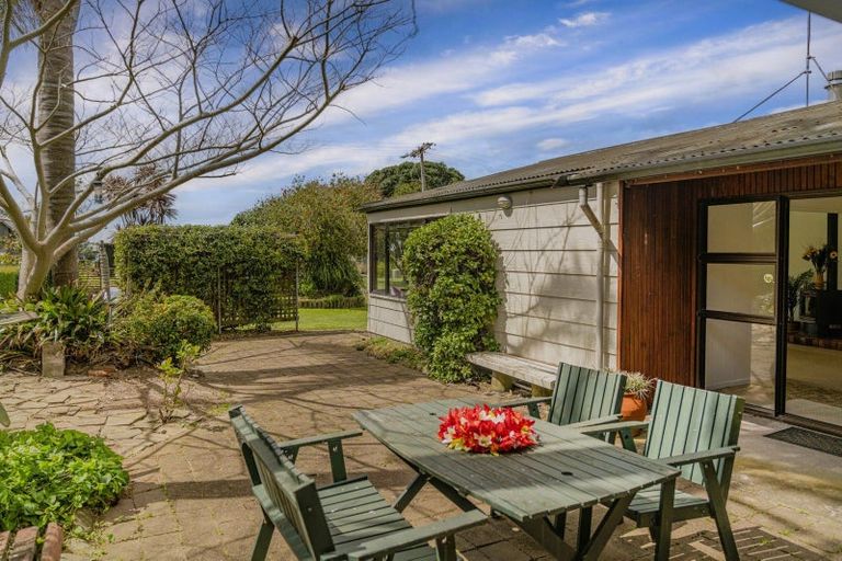 Photo of property in 12 Harsant Avenue, Hahei, Whitianga, 3591