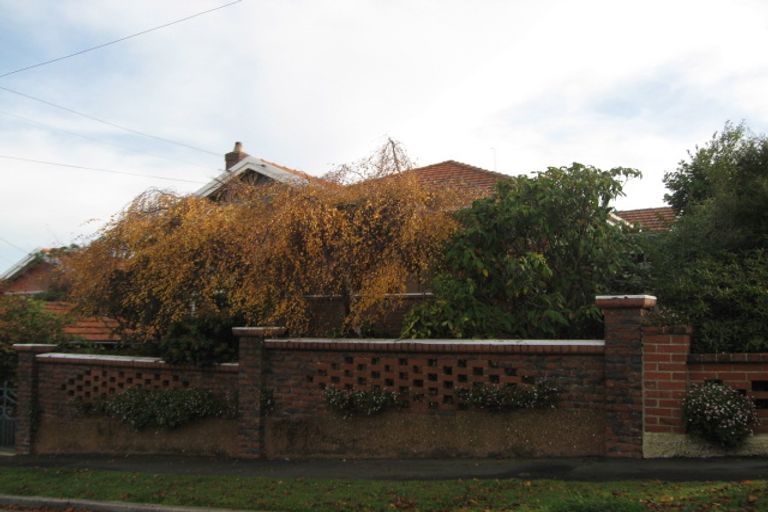 Photo of property in 21 Grandview Crescent, Opoho, Dunedin, 9010