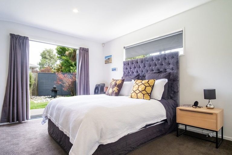 Photo of property in 137 Mcfaddens Road, St Albans, Christchurch, 8052