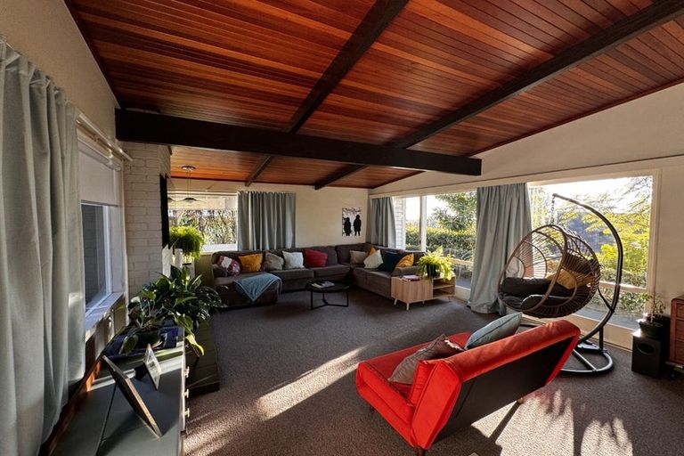 Photo of property in 1 Emerald Hill, Havelock North, 4130