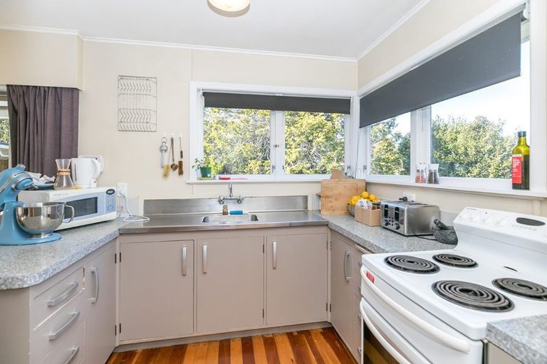 Photo of property in 12a Helena Road, Hillcrest, Hamilton, 3216
