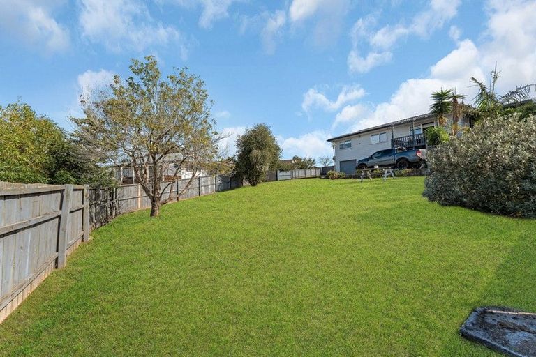 Photo of property in 207 Mahia Road, Wattle Downs, Auckland, 2102