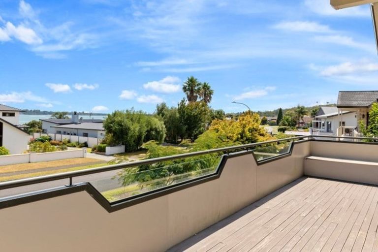 Photo of property in 16 Forrester Drive, Welcome Bay, Tauranga, 3112