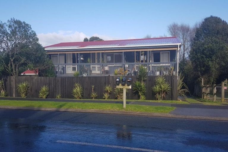 Photo of property in 3/130 Pukehina Parade, Pukehina, 3189