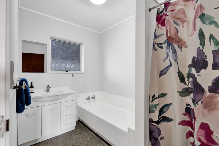 Photo of property in 224 Parklands Avenue, Bell Block, New Plymouth, 4312