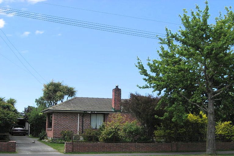 Photo of property in 14 Cranbrook Avenue, Burnside, Christchurch, 8053