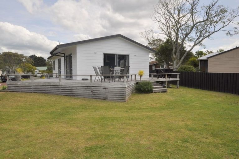 Photo of property in 3 Pauanui Beach Road, Pauanui, Hikuai, 3579