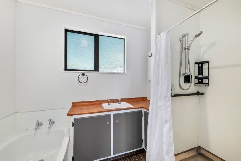 Photo of property in 14 Wakefield Street, Seddon, 7210