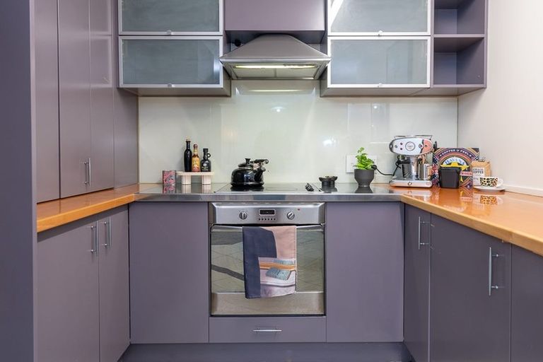 Photo of property in Elizabeth Street Chapel, 7/6 Elizabeth Street, Mount Victoria, Wellington, 6011