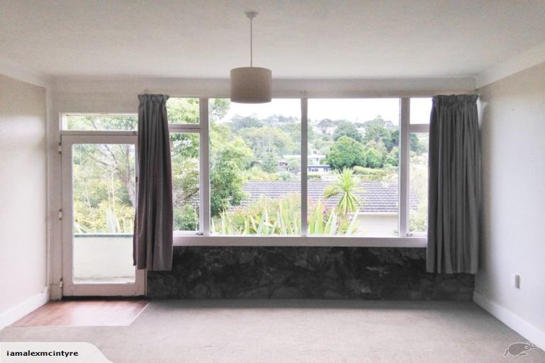 Photo of property in 60 D'oyly Drive, Stanmore Bay, Whangaparaoa, 0932