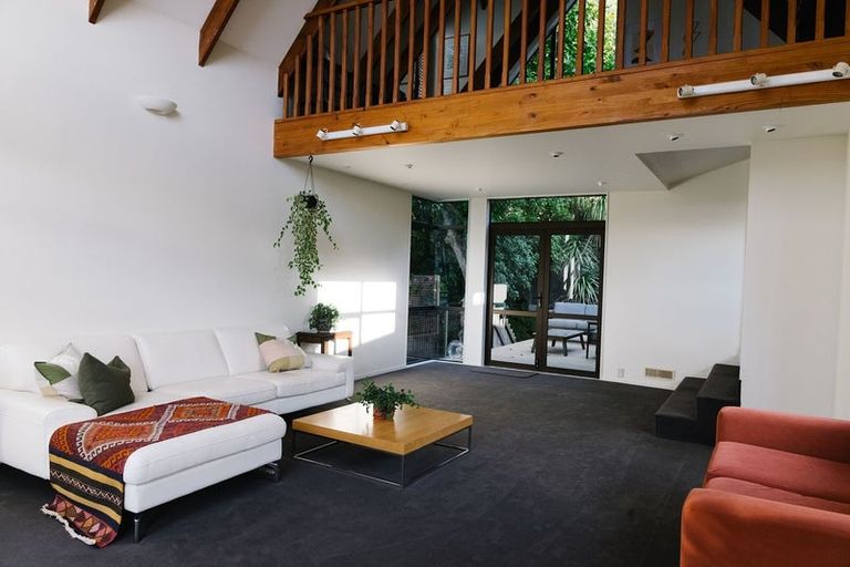 Photo of property in 28b Braid Road, St Andrews, Hamilton, 3200