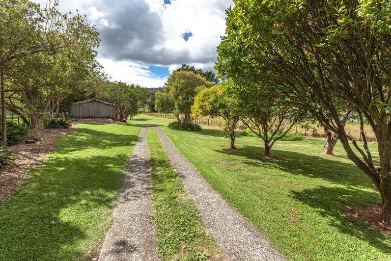 Photo of property in 860 Tiki Sh25 Road, Coromandel, 3506