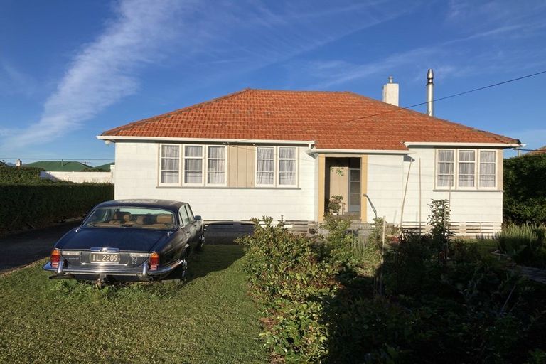 Photo of property in 41 Seymour Street, Waitara, 4320
