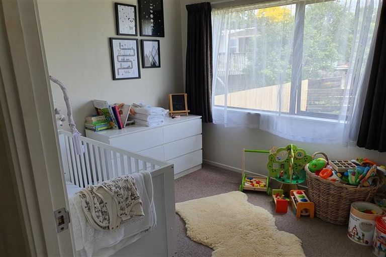 Photo of property in 39 Jaemont Avenue, Te Atatu South, Auckland, 0610