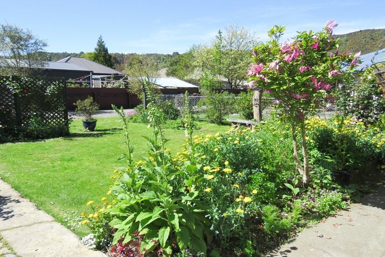 Photo of property in 78 Shiel Street, Reefton, 7830