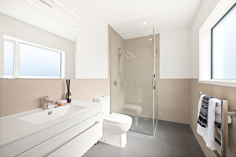 Photo of property in 19 Ariel Place, Snells Beach, 0920