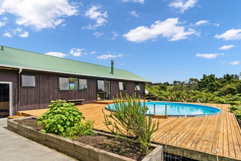 Photo of property in 22 Kohinui Heights Rise, Parua Bay, 0192