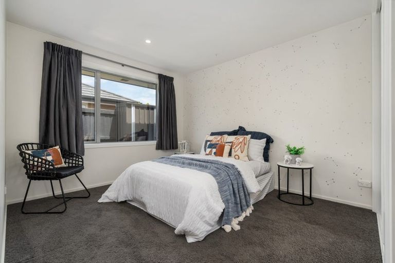 Photo of property in 40 Brockelbank Drive, Kaiapoi, 7630