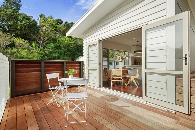 Photo of property in 21a Mahoe Street, Tawa, Wellington, 5028