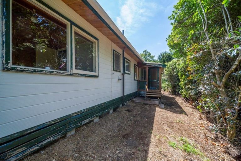 Photo of property in 42 Saxton Road, Upper Vogeltown, New Plymouth, 4371