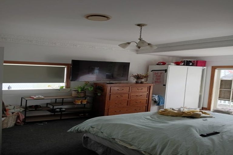 Photo of property in 12 Hohiria Road, Hataitai, Wellington, 6021