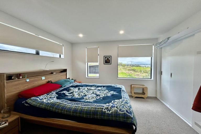 Photo of property in 1a Lowe Street, Belmont, Auckland, 0622
