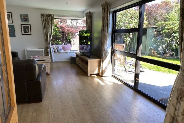 Photo of property in 1/8 Lascelles Street, Saint Martins, Christchurch, 8022