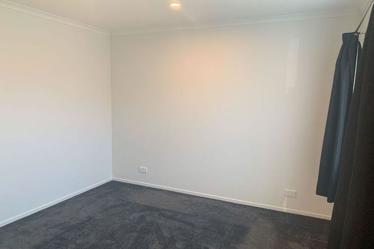 Photo of property in 18 Harore Road, Takanini, 2112