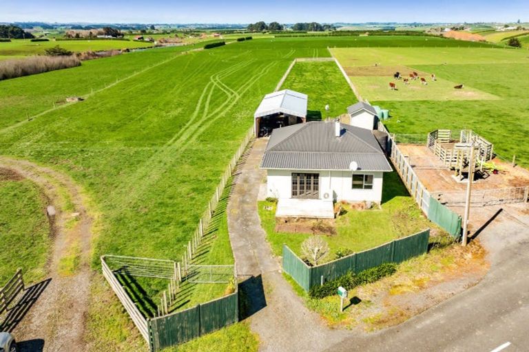 Photo of property in 278 Matangara Road, Hawera, 4672