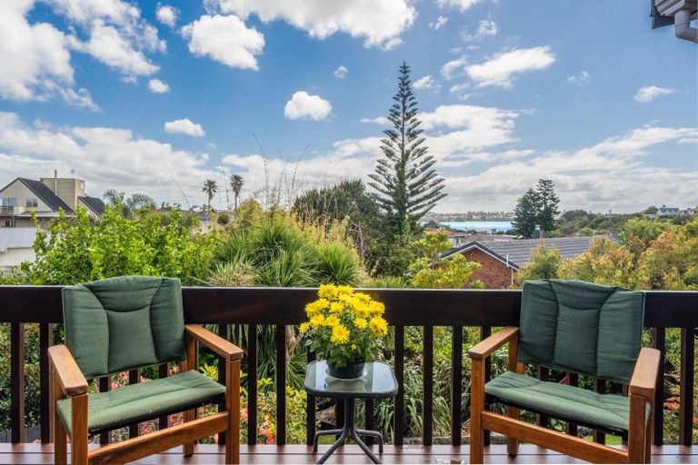 Photo of property in 8 Estelle Place, Farm Cove, Auckland, 2012