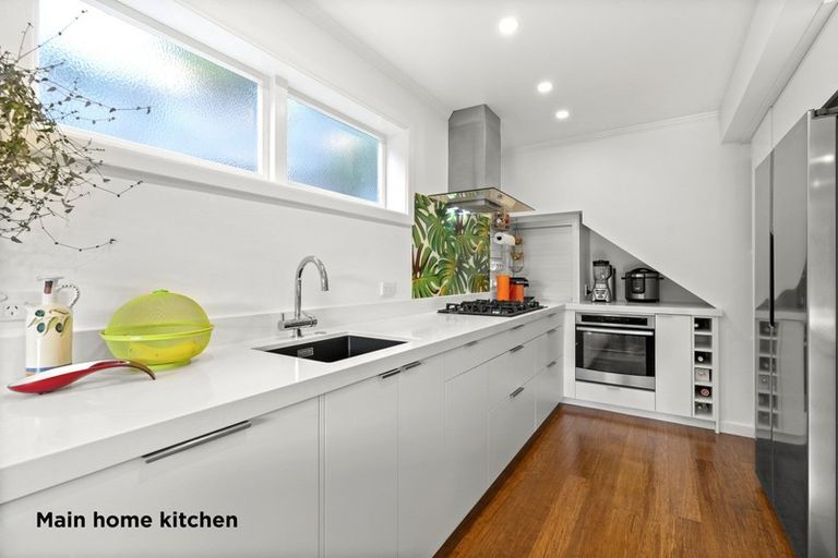 Photo of property in 34 Hastings Parade, Devonport, Auckland, 0624