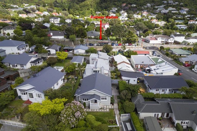 Photo of property in 18 Cashmere Avenue, Khandallah, Wellington, 6035