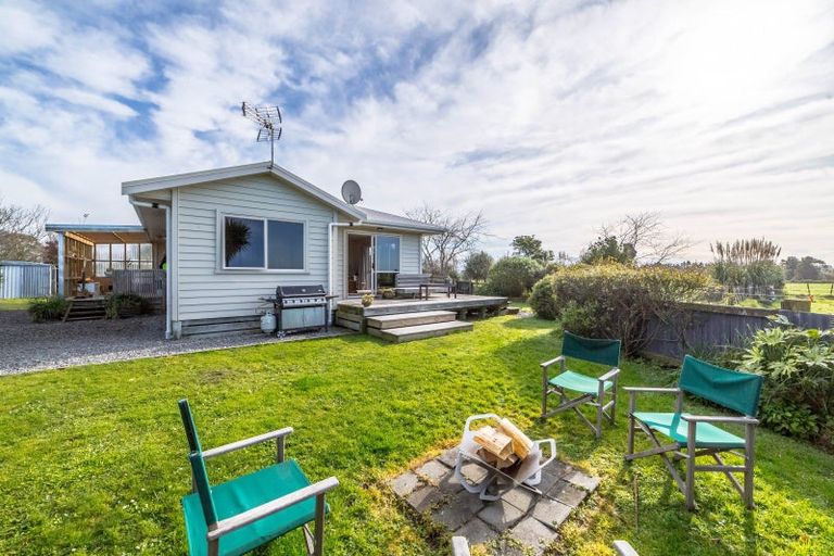 Photo of property in 345 Waihakeke Road, Waihakeke, Carterton, 5792