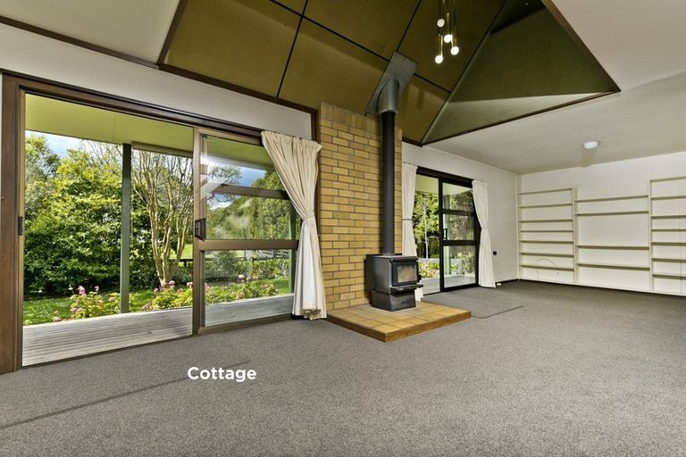 Photo of property in 9 Dysart Lane, Kumeu, 0891