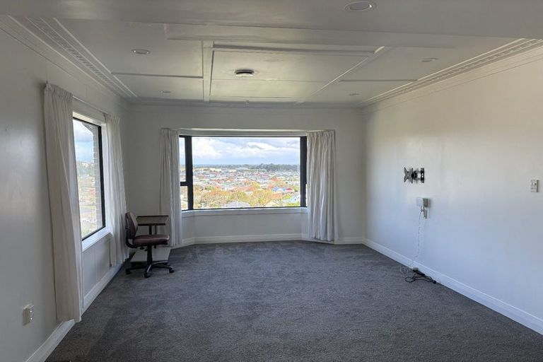 Photo of property in 98 Moana Crescent, Musselburgh, Dunedin, 9013