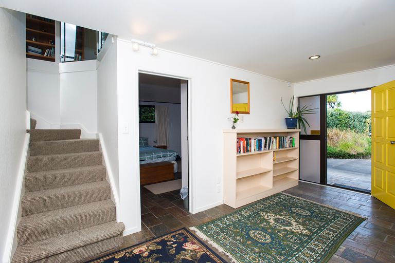 Photo of property in 58 Moana Road, Okitu, Gisborne, 4010