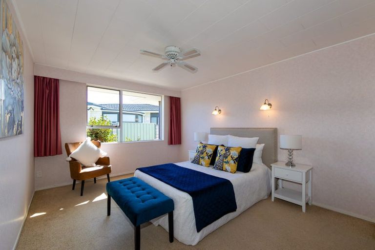 Photo of property in 2/311 Ikanui Road, Frimley, Hastings, 4120