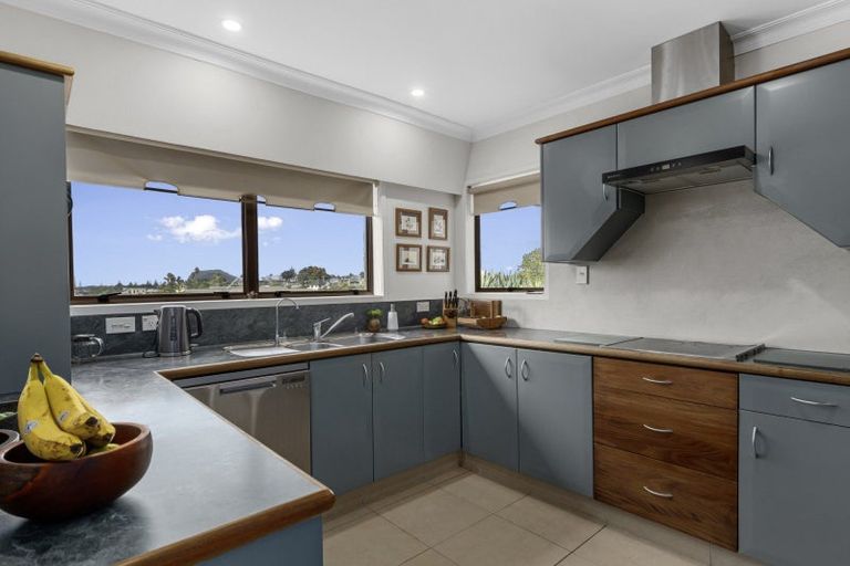 Photo of property in 55 Eaton Crescent, Matua, Tauranga, 3110