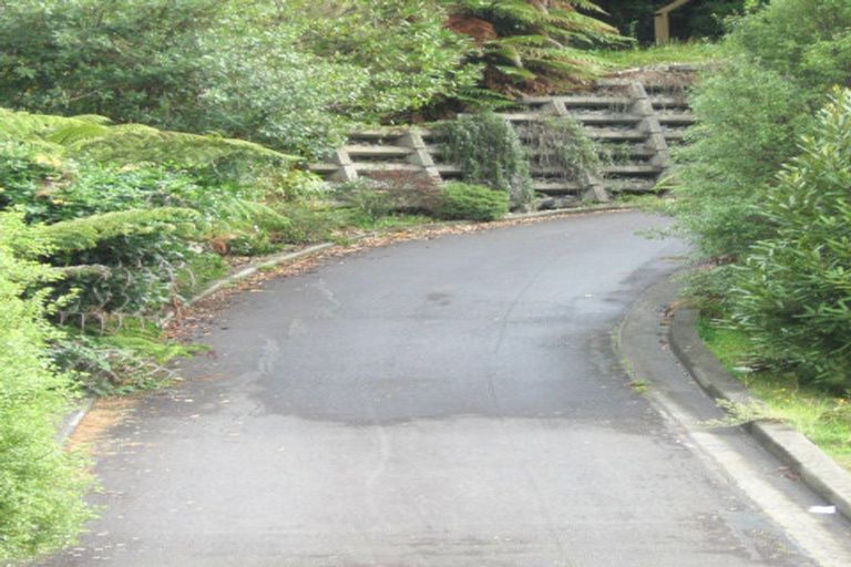 Photo of property in 6 Wyndham Road, Pinehaven, Upper Hutt, 5019