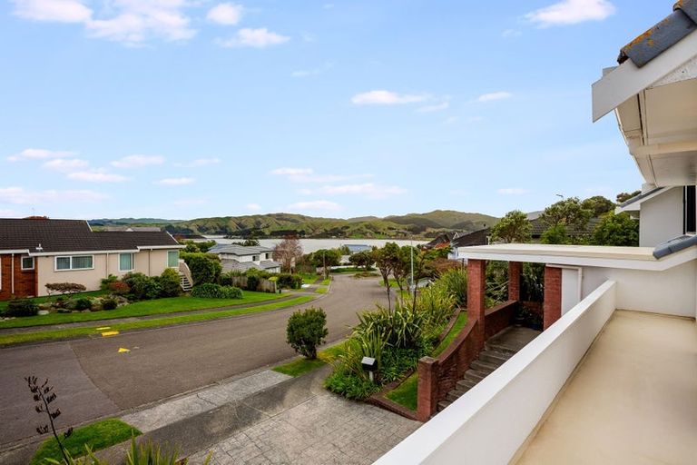 Photo of property in 14 Portage Place, Whitby, Porirua, 5024