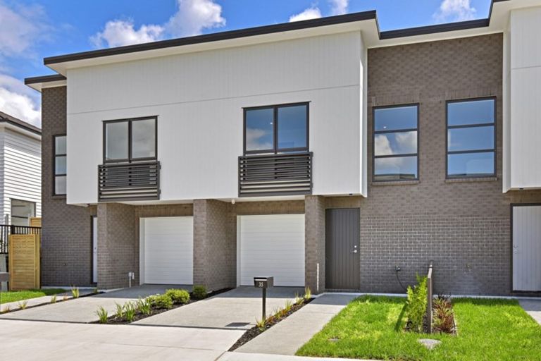 Photo of property in 40 Vincent Mcgrath Crescent, Swanson, Auckland, 0614