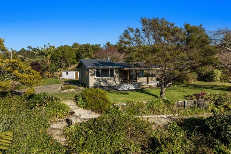 Photo of property in 33 Hiwarau Road, Kutarere, Opotiki, 3198
