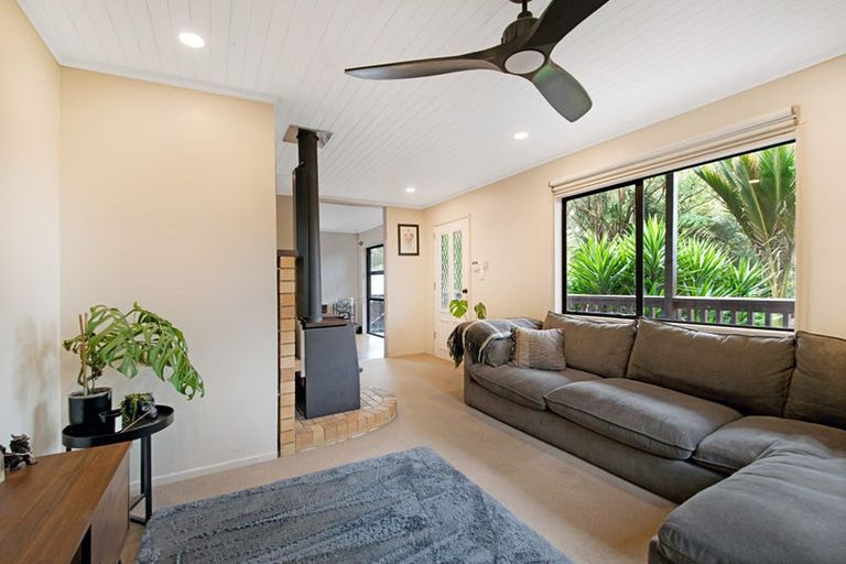 Photo of property in 169 Wairere Road, Waitakere, Henderson, 0782