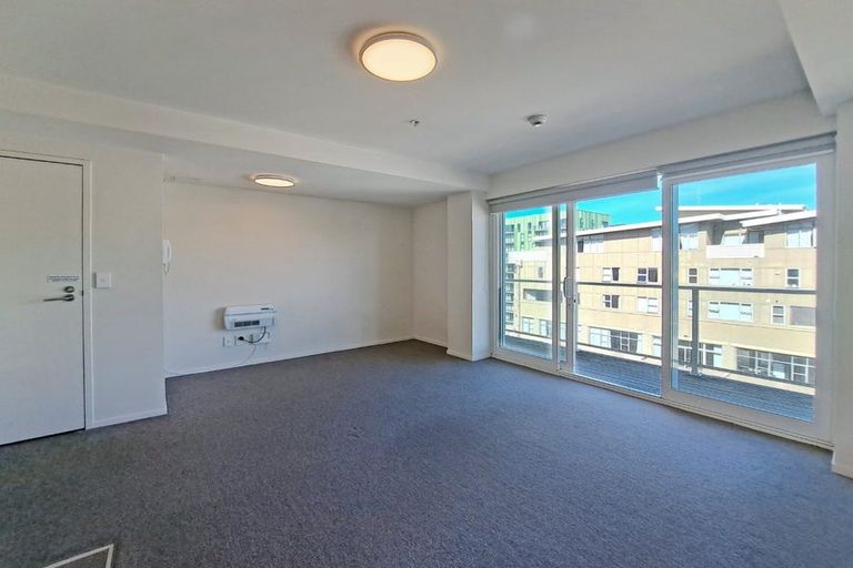 Photo of property in The Peak Apartments, 906/170 Taranaki Street, Te Aro, Wellington, 6011