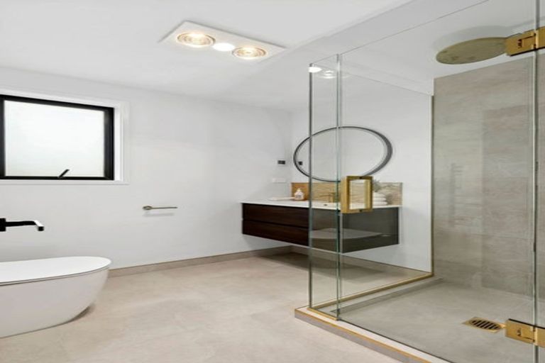 Photo of property in 12 Moonstone Street, Albert Town, Wanaka, 9305