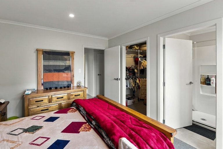 Photo of property in 6 Salers Lane, Papamoa, 3118