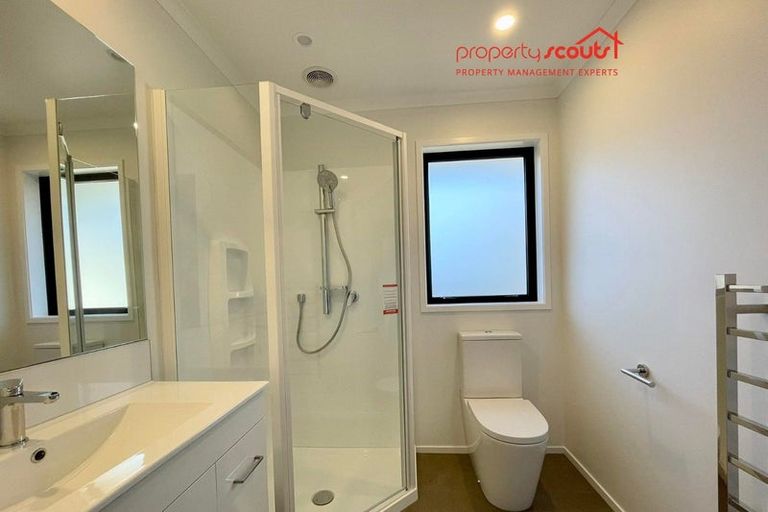 Photo of property in 25a Woodleigh Street, Frankleigh Park, New Plymouth, 4310