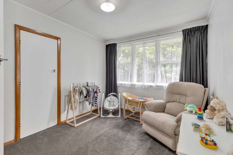 Photo of property in 6 Duncan Place, Highbury, Palmerston North, 4412