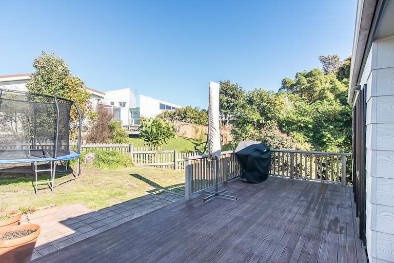 Photo of property in 21 Pitoitoi Street, Otaihanga, Paraparaumu, 5036