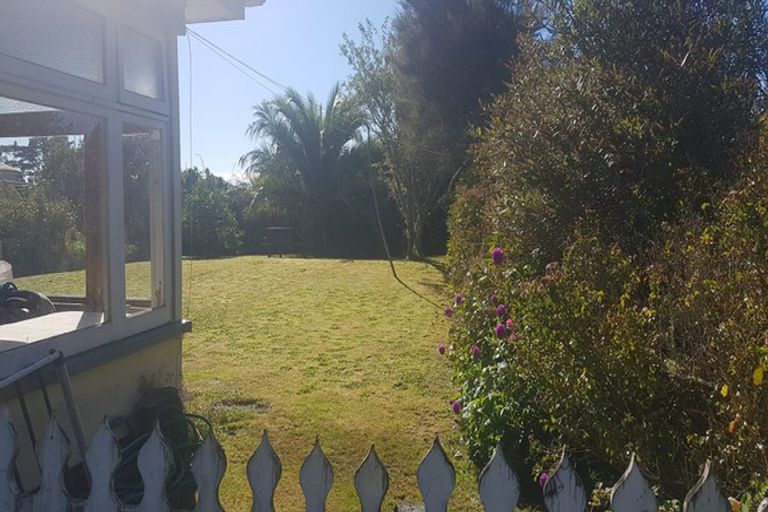 Photo of property in 161 Queen Street, Westport, 7825